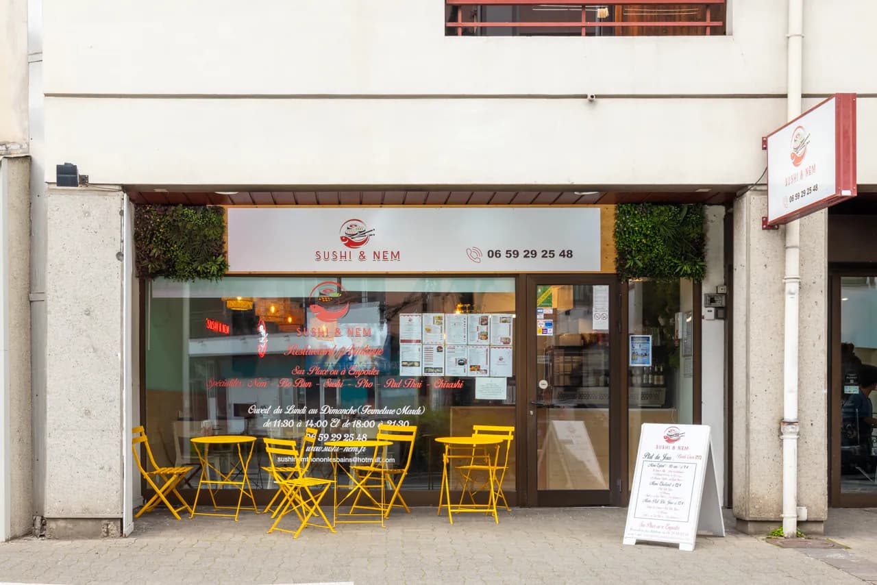 Salle du restaurant Sushi & Nem